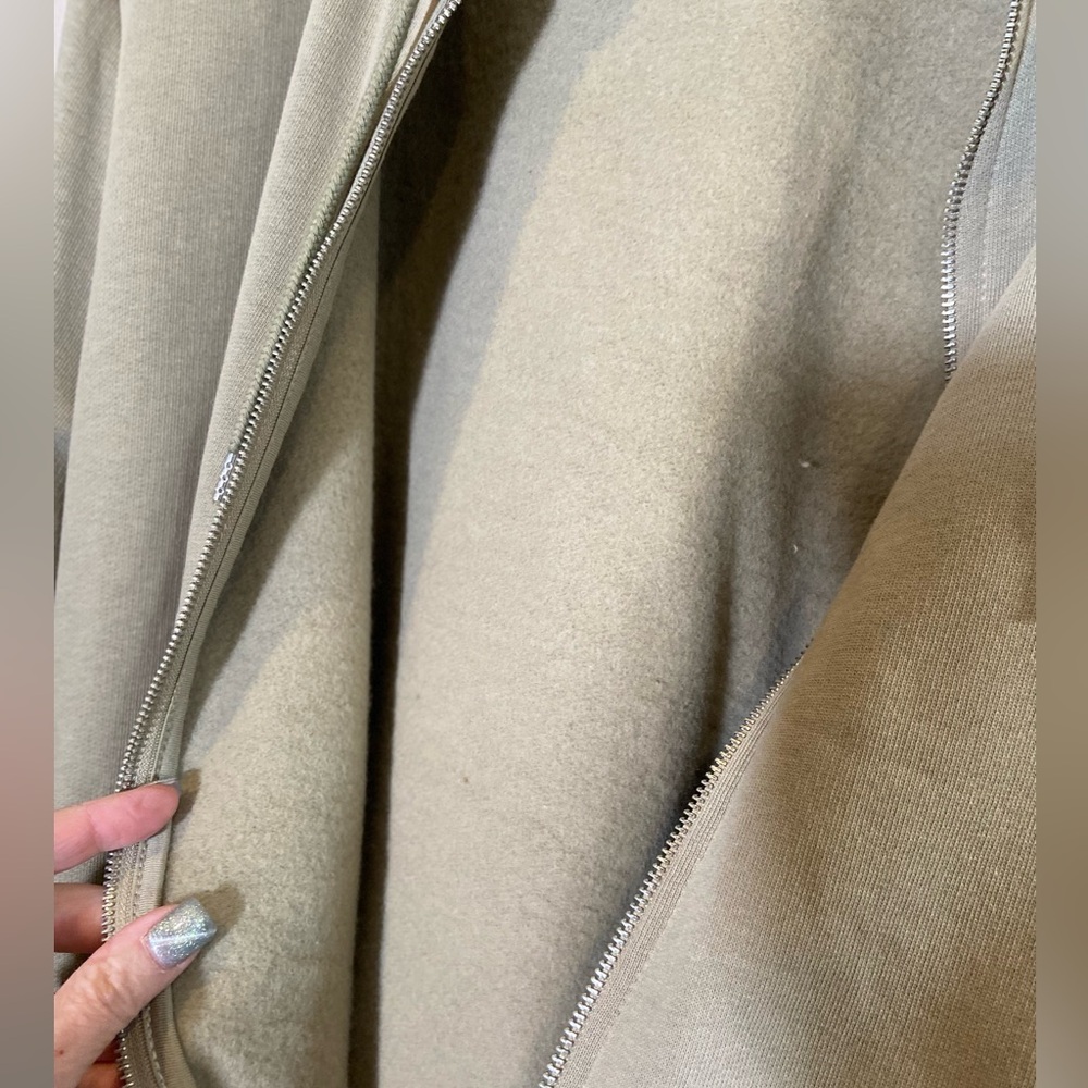 Asos~NWOT~Men’s~Muted Green Khaki~Zip Up~Drawstring Hoodie~Long Sleeve~Size M - Picture 7 of 13